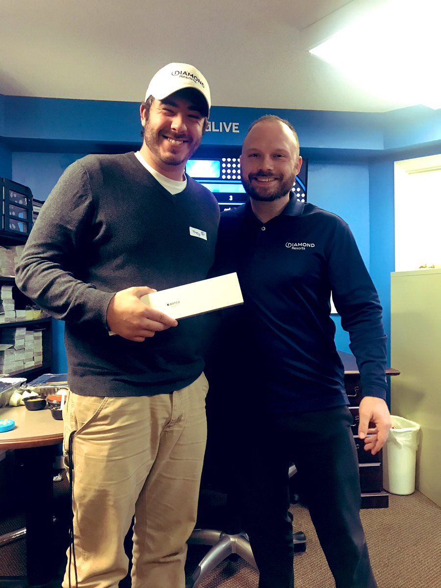 co1nCrafter's tweet photo. Congrats to @trey_cupp for winning a new @Apple watch based on last months performance at @DiamondCareers ! Way to go!!! We love rewarding our reps when they do great work 💵🎁⌚️🥇 #EmployerOfChoice #Recognition #toprep #SPIF https://t.co/4IZn8Tymb5