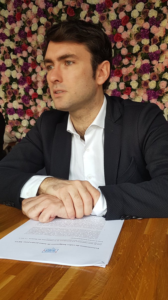 moselle_tv's tweet photo. @jeremyaldrin a présenté le budget chiffré des propositions de sa liste #agirpourmetz. Sans augmenter les #impôts, il compte créer un budget vert pour financer la #transition #ecologique https://t.co/3KxtMQsYiS