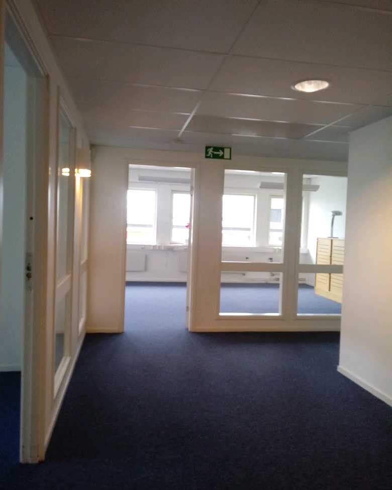 Funkisgruppen's tweet photo. I våra härliga lokaler på Ekholmsvägen i Skärholmen brinner flitens lampa och vi anpassar lokalen efter de aktiviteter och verksamheter som kommer att utgå därifrån. 

#funkisgruppen 
#skärholmen
#dagligverksamhet
#sysselsättning 
#boendestöd 
#ledsagning 
#avlösning https://t.co/9VS9S3BQy4
