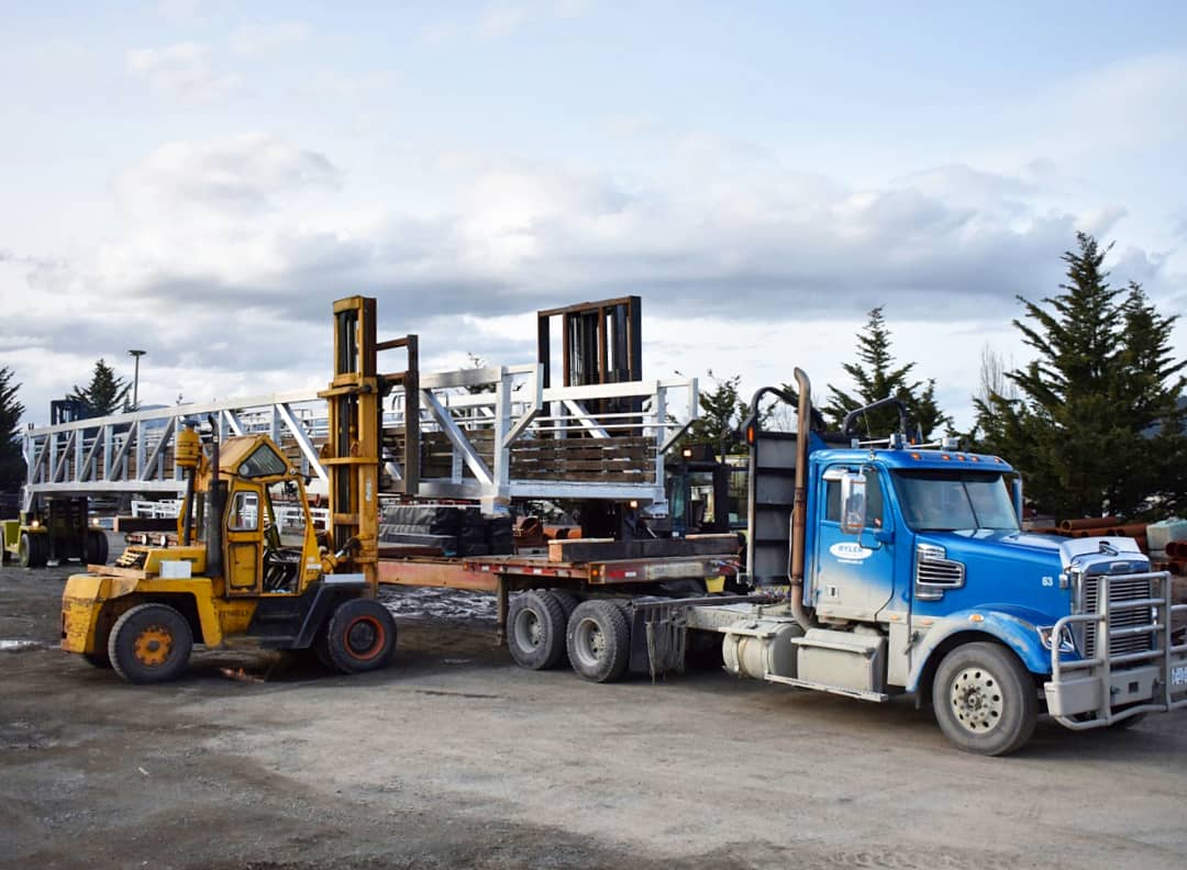 WCFloatation's tweet photo. Loaded this beauty yesterday afternoon. Kitamaat, here we come! 💪😎 

#88ftalumramp #localbusiness https://t.co/BOWUS5e0qy
