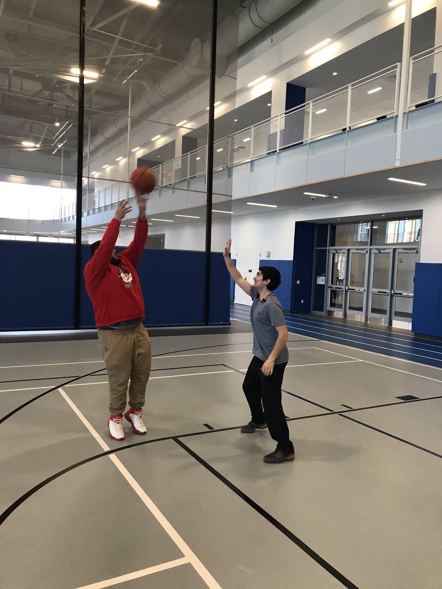 TedSheridanJRN's tweet photo. “It’s pretty solid, I come here five to six days a week to play basketball,” CCSU student Tim Splain, on the new C.J. Huang Rec Center. #J200S2020 https://t.co/Lo5VWgyknl