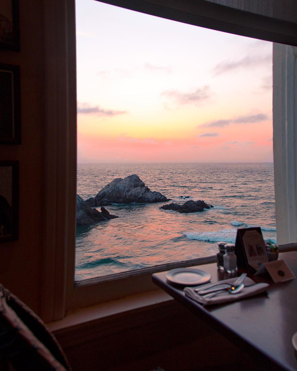 Your future date night view. 😍
📷 @jake_douglas9

cliffhouse.com