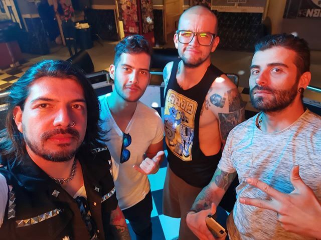 SickMorgan's tweet photo. ☠️ SICK MORGAN 2020 ☠️
#HardcorePunk #PunkRock #RockColombiano #SickMorgan https://t.co/Bog1v5VoNS https://t.co/4YVoaThRpi