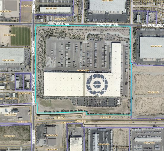 PermitsMadeEasy's tweet image. Super Phoenix footprint with 36-PLUS Acres UNDER-ROOF @Target Distribution Center.  Most amazing but I&apos;m loving the photovoltaic array LOGO - just how much have you reduced your CARBON FOOTPRINT in #SunnyAZ?