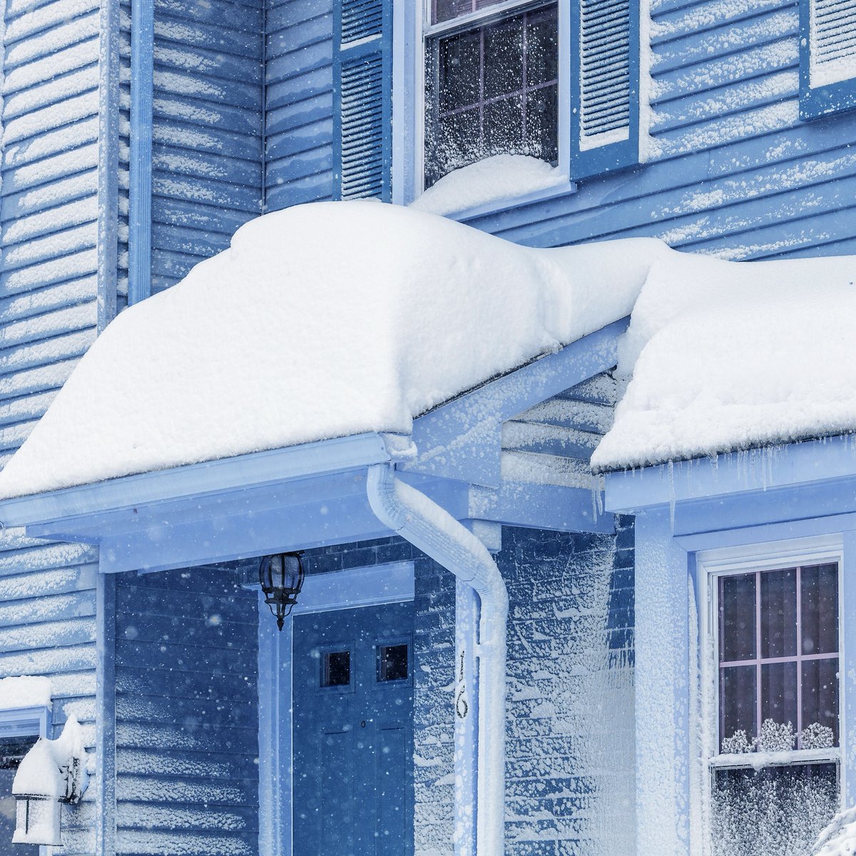michelemunoz's tweet photo. If you're a skier, here's hoping for a snowy winter—unless that snow's weight damages your seasonal condo. Comprehensive property coverage can help in instances just like this. Let's talk so you can enjoy the snow instead of worrying about it. https://t.co/d8UsTFoNAQ