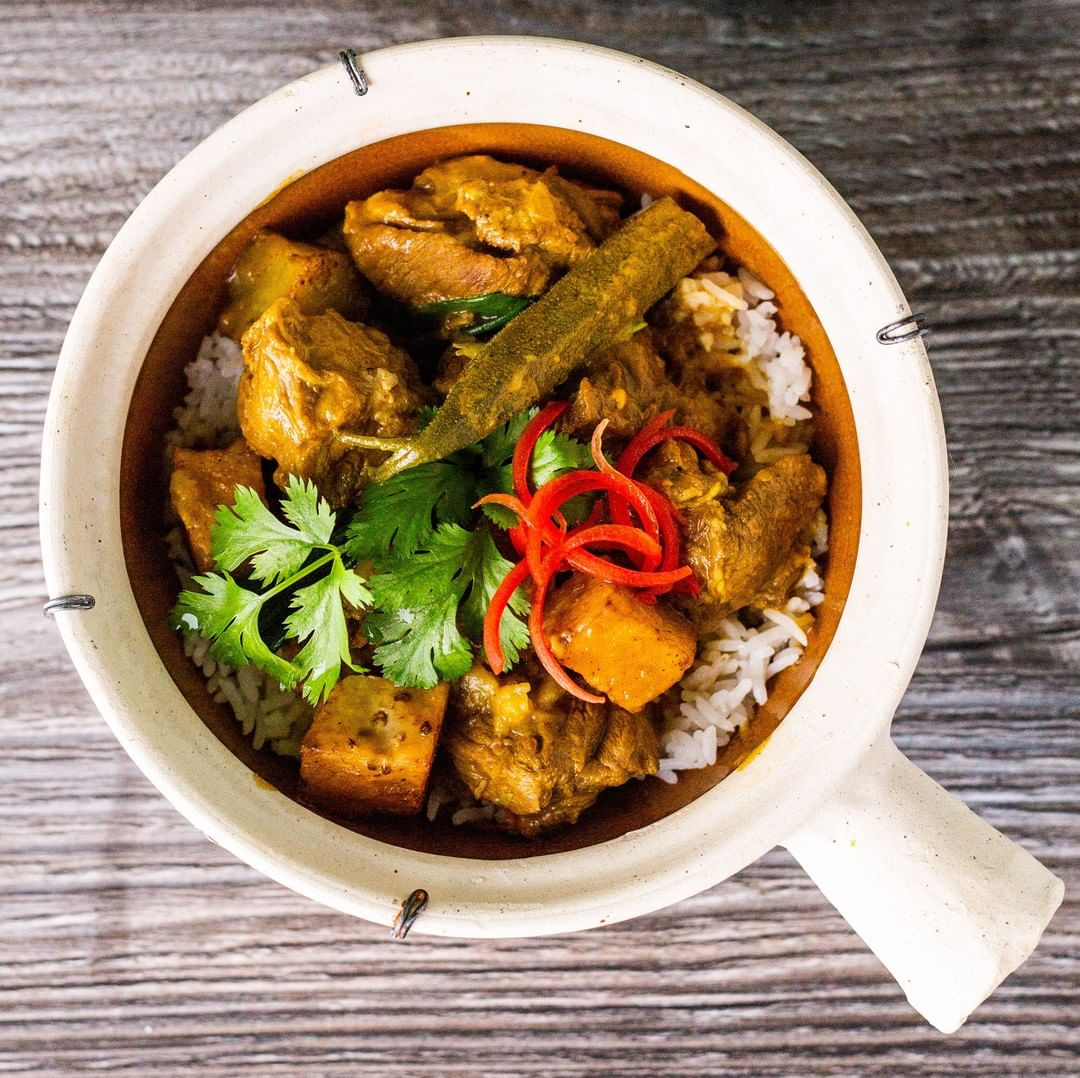VietEat's tweet photo. The days may be getting longer but the weather is still chilly. Come and warm up over a bowl of our Lamb Neck Curry. 🙌 https://t.co/kWupKRcGLV