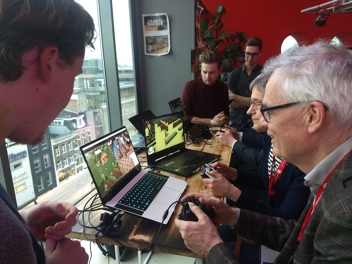 Vervoort_Joost's tweet photo. Arcade for sustainability #UUPathways! https://t.co/kgjSp7TFQo