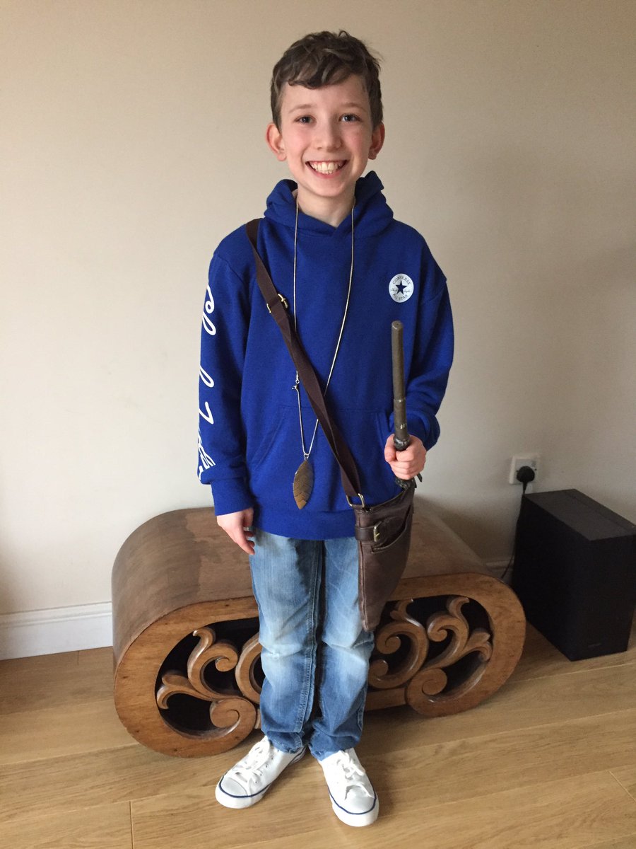 Lizrobe59907474's tweet photo. @camphalfblood Today for world book day I have come as Carter. Carter inspires me so I can do anything as long as I put my mind to it. Also what would have happened if Amos had not been the host of set?
@StJoesLichfield 
#WorldBookDay2020 https://t.co/Jo7GXctYAo