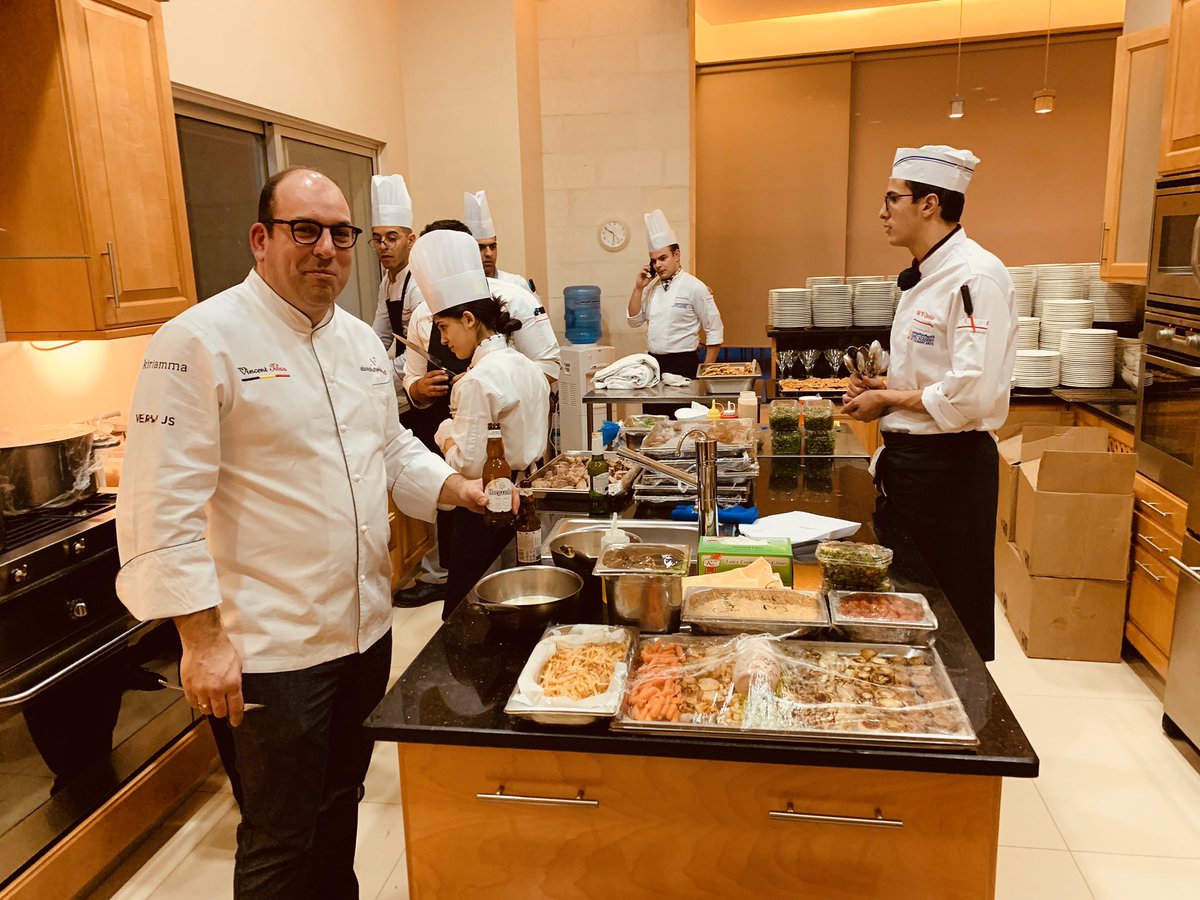 filipvdbulcke's tweet photo. Something’s cooking in our kitchen and it smells good! 🇧🇪 food in the house with Chef Vincent Tibau #belgiuminjordan #foodlovers #absolutelyfood https://t.co/ZfnA8VerKW