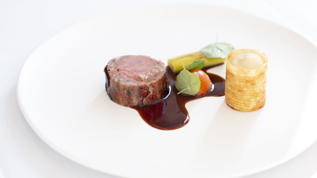 myVCC's tweet photo. Guests describe our #VCCChefsTable as an awesome #finedining experience π It's not one to miss for local #foodies π Book your tickets here: https://t.co/6JhBjrjMpg #myVCC @VCCCulinaryArts @hamidsalimian https://t.co/Vnwni0cxdZ