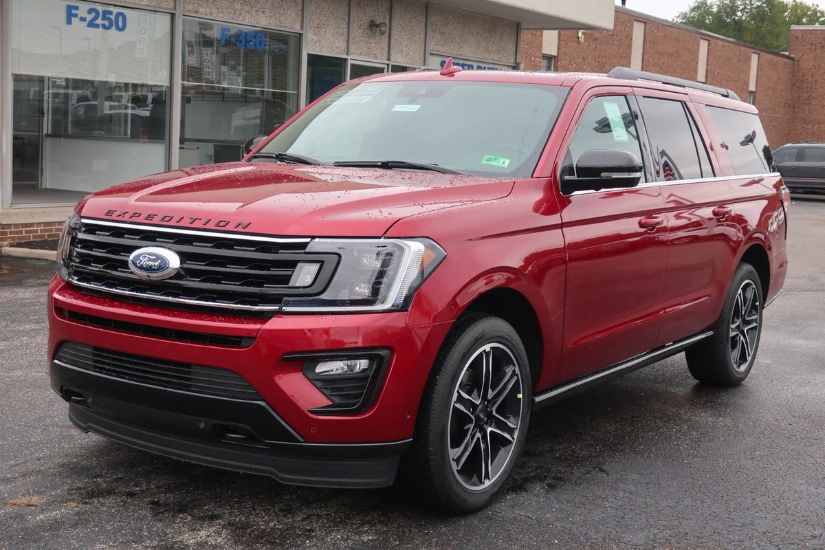 ToddJudyFord's tweet photo. Drive home today in this fully loaded luxury SUV! This 2019 Ford Expedition MAX Stealth is over $15,000 OFF the MSRP. 304.984.6560 or https://t.co/EDEbAQHwd2 #toddjudyford #lifetimetires #lifetimewarranty #fordfamily #charlestonwv #friendlyfastfair https://t.co/LqLziT9Qqz