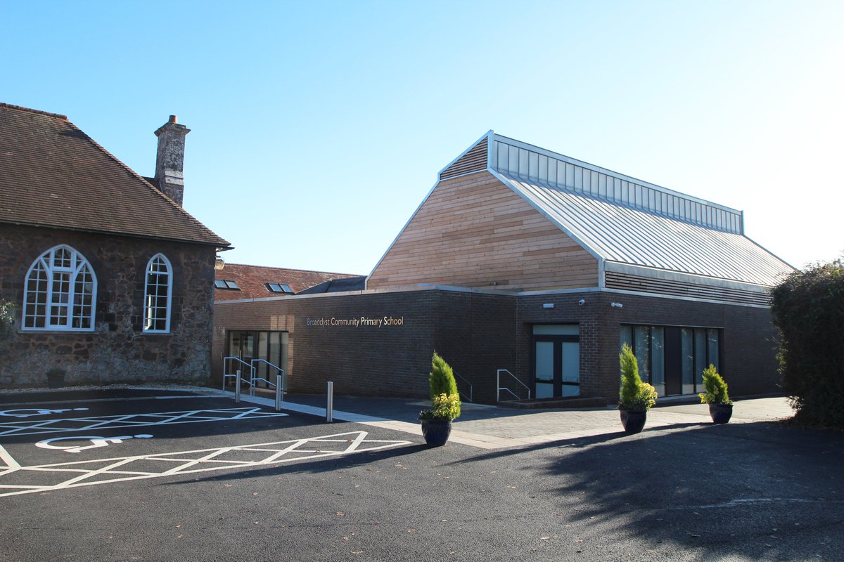 tcat_teachingac's tweet photo. Thank you to those who came to our School Direct open day earlier this week, we hope you got a lot from it. For those of you who couldn't make it be sure to pop the 29th April in your diary, our next open event at @BCPSchool 2:00-4:00pm @marjonuni @UniofExeter #schooldirect https://t.co/qhfnur9cvf