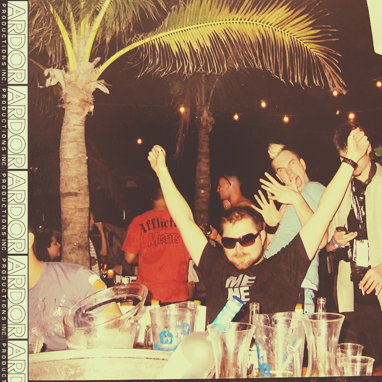 ArdorProduction's tweet photo. #Winning WMC Style 2008 with @NestorDelano @LanceSouter #TBT #Throwback #WMC #Classic #Legends #Whoa #Beaches #LetsGoBack #ThrowbackThursday #Yes #Miami https://t.co/V1IdQ4zfoA