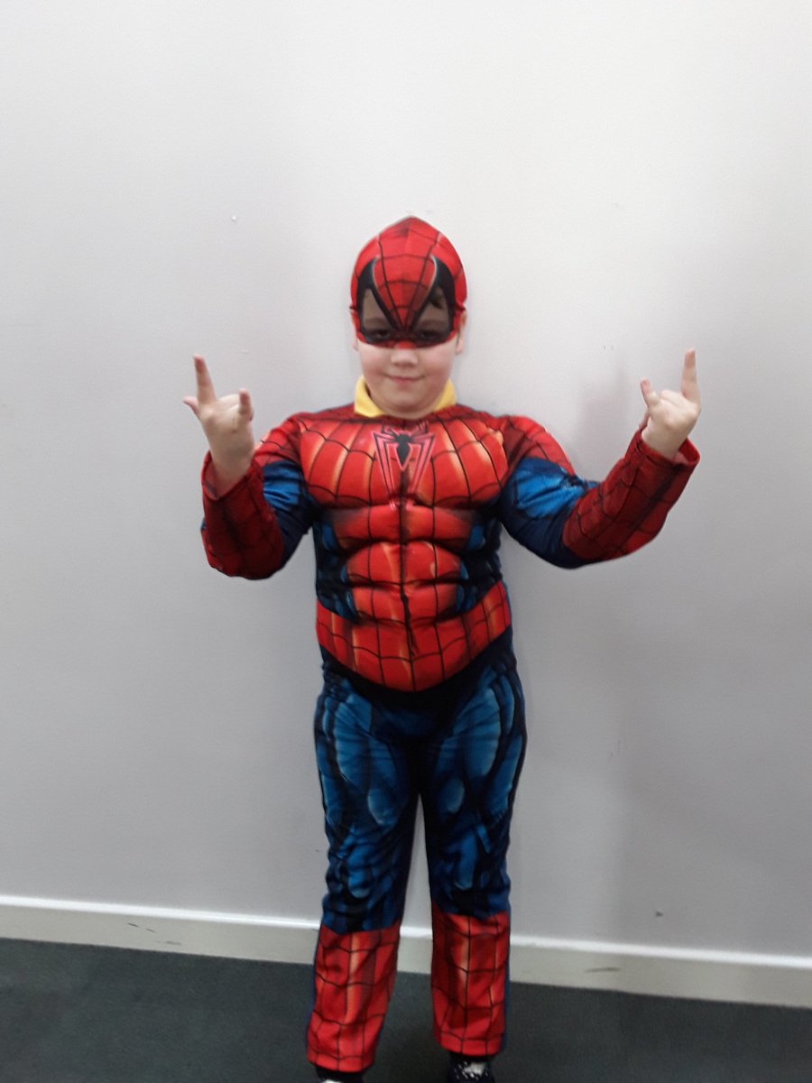 YsgolPenCoch's tweet photo. World Book Day fun and activities....#falconsclass. https://t.co/kliVGqIbOL