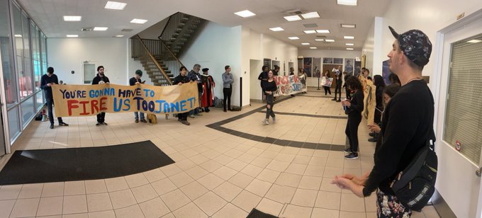 View image on Twitter