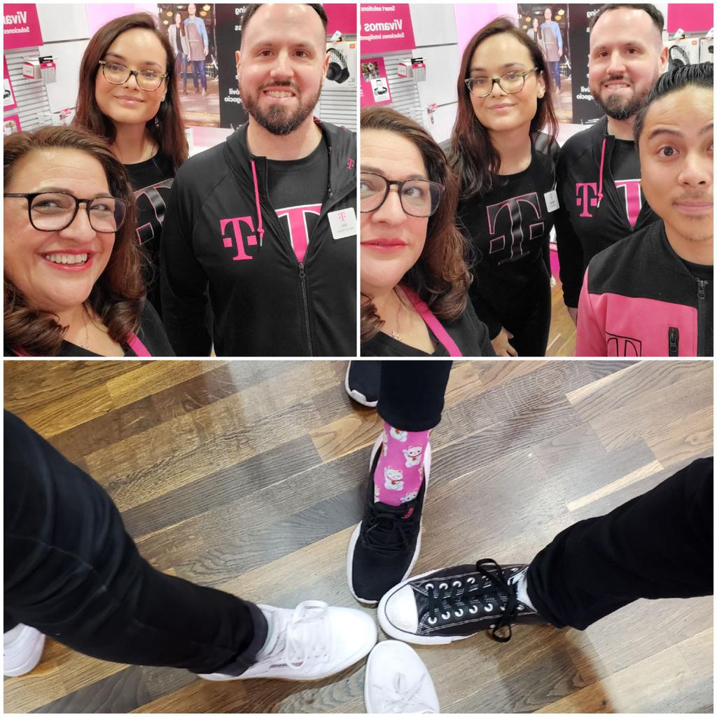 JL0Duca's tweet photo. Had a great time hanging out with Team Sun Valley yesterday. If you think those socks are amazing stop by the store and check out all the promotions!!!#PCE25 #BayPointLionsRule https://t.co/zvNVsOsW0B