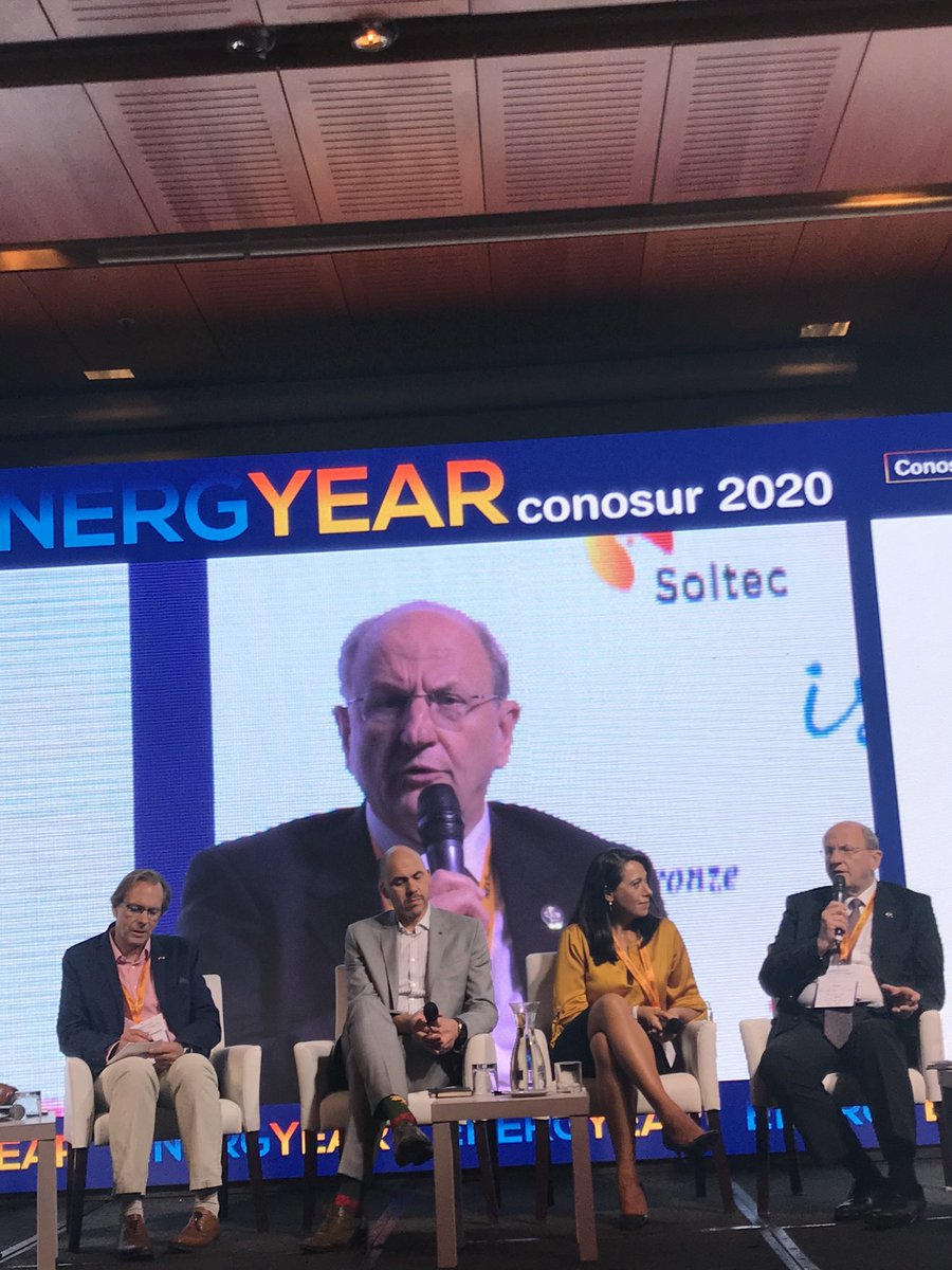 gkeller_energy's tweet image. Socio Dr Erwin Plett de ⁦@H2Chile2018⁩ en panel de Almacenamiento en #Energyear Conosur 2020 #HidrogenoVerde para acelerar la #TransicionEnergetica ⁦@MinEnergia⁩ ⁦@4e_chile⁩ ⁦@FraunhoferChile⁩ ⁦@CNE_Chile⁩