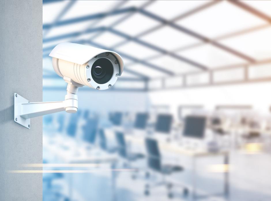 Consulenza_Agr's tweet image. I sistemi di #videosorveglianza sono sempre più #diffusi, sia sul #posto di #lavoro, che per la #protezione di #abitazioni e #attivitàproduttive.

Tale attività di #controllo, però, porta con sé alcuni #rischi: scopriamo quali!

consulenzaagricola.it/approfondiment…