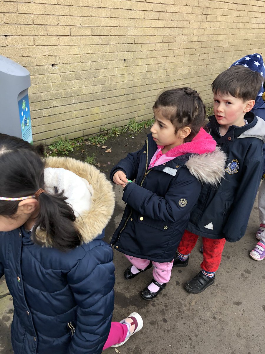 OLM_Primary's tweet photo. P1 do Beat the Street and World Book day ๐ถโโ๏ธ ๐ @BTSEastRen #teamolm https://t.co/C05Grg3OLI