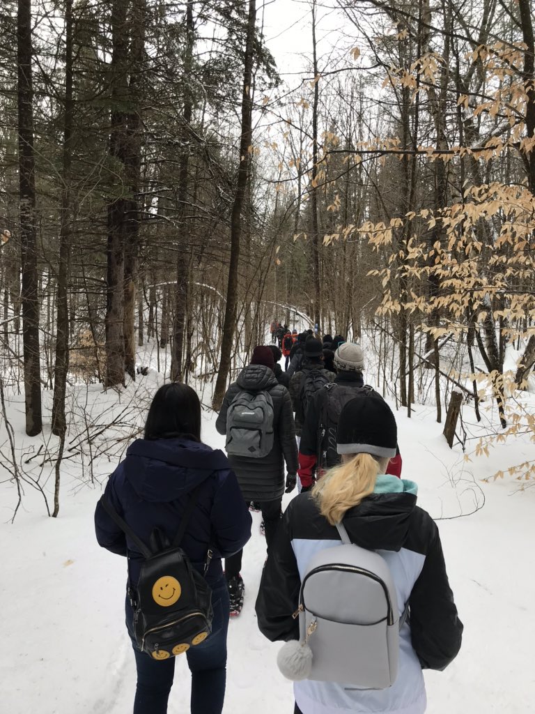 MsJKirton's tweet photo. Enjoying the last bits of winter with @HillcrestHS OE and #SHSM students in @NCC_GatPark #experientiallearning https://t.co/W2QKXsrOPK