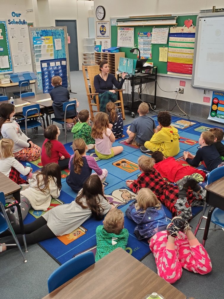 Pajama Day! #Nmwroars #TheSleepBook #ReadAcrossAmericaWeek