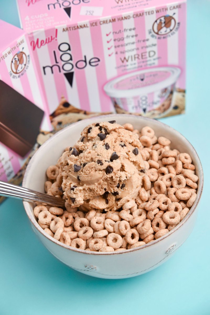 ALaModeICShoppe's tweet photo. Who needs #coffee in the morning when you can have a big bowl of A La Mode instead?

Pile large scoops of Wired on top of a mound of cereal and enjoy some #icecreamforbreakfast!

📷: Michelle Rose Photo https://t.co/PwsCt4I4Bu