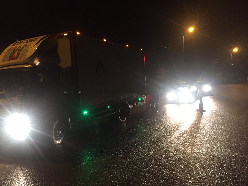 Se realizó un operativo de abigeato y revisión de documentos en la estatal E40 en el kilómetro 37+380, sector ÑUÑURCO perteneciente al Cantón Guachapala en la que se revisó documentos a los señores choferes, acompañantes  y guías de movilidad de ganado, a 8 camiones  y 12 autos