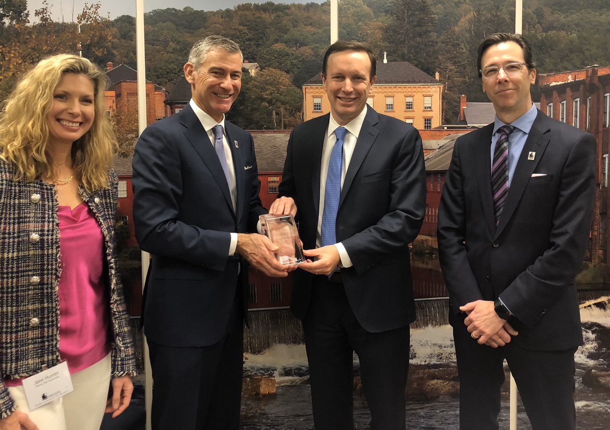WPRC1's tweet photo. WPRC members from #Connecticut joined Executive Director David Costello to present #MadeInUSA advocate Senator @ChrisMurphyCT with 2020 Sentinel Award on Capitol Hill. Thank you, Senator for putting warfighters first and supporting the industrial base in the #NutmegState! https://t.co/rfP0RUqHO3
