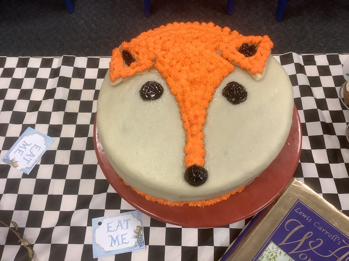 WyedeanLRC's tweet photo. And the winner is.... Sophie Meli year 7 with her Fantastic Mr Fox creation - well done Sophie!! https://t.co/zXMT8AgmYI