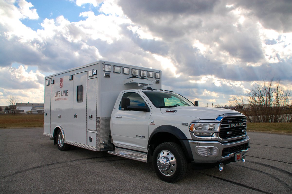 Hoosier_Fire's tweet photo. Have you seen our NEW Life Line Emergency Vehicles Demo yet? This ambulance is a Superliner on a Dodge 4500 chassis with rear Liquid Spring Suspension. Contact Taylor Chitwood today at tchitwood@hoosierfire.com or by phone at (765) 610-1765 to schedule a demo! #HoosierFire #LLEV https://t.co/C9S063SwaT