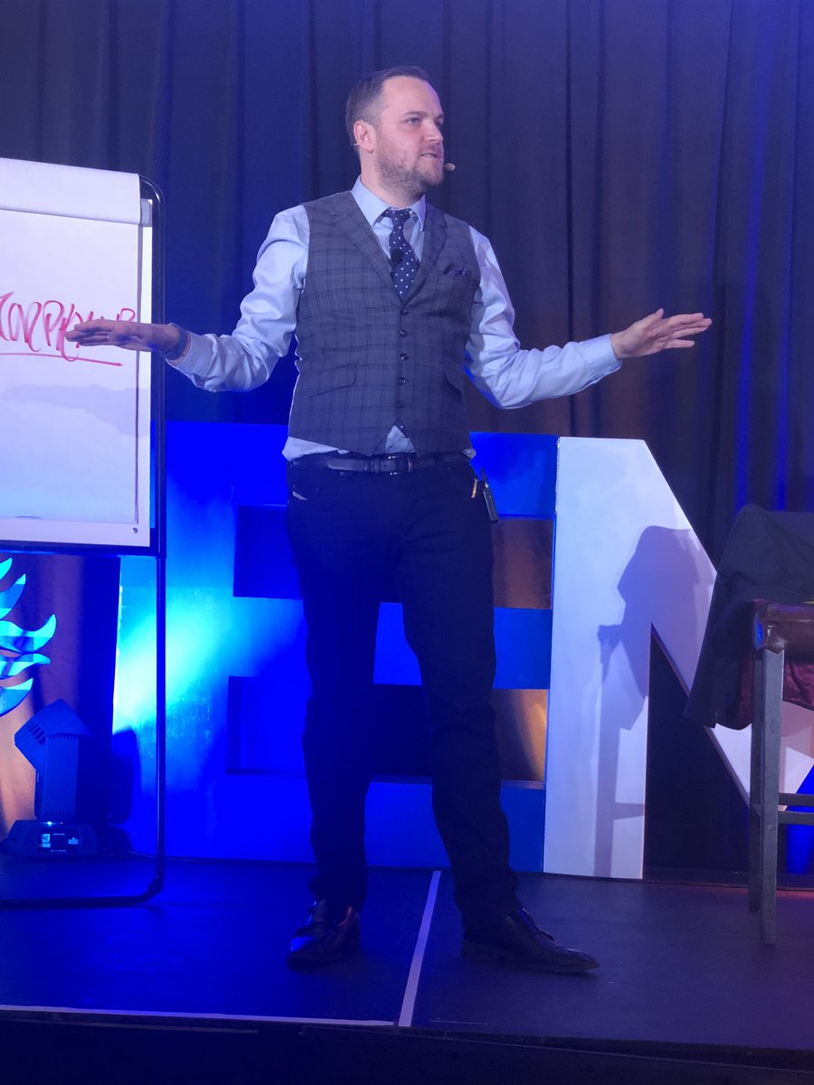 dany_griffiths's tweet photo. What a way to end day 2 of #emc2020
@JamesSinclair85
has left me feeling more energised than I could believe possible at the end of such an incredible day.

Love it when someone makes me laugh.

https://t.co/1vM98BobXS https://t.co/RxTsNtWm3s