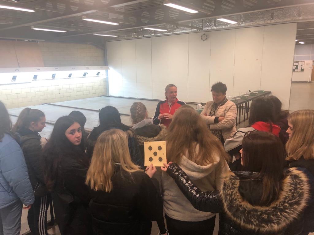 Fantastic few hours spent hosting pupils from <a href="/school_kings/">Kings' School</a> talking about me! My journey from pupil to soldier to sportsperson to coach.  Goal setting and all the speed bumps that life throws your way <a href="/ArmySportASCB/">Army Sport</a> <a href="/Troops_2_Target/">Troops2Target (T2T)</a> <a href="/AgcSport/">AGC_Sport</a> <a href="/GBShooting/">British Shooting</a> <a href="/_UKCoaching/">UK Coaching</a>