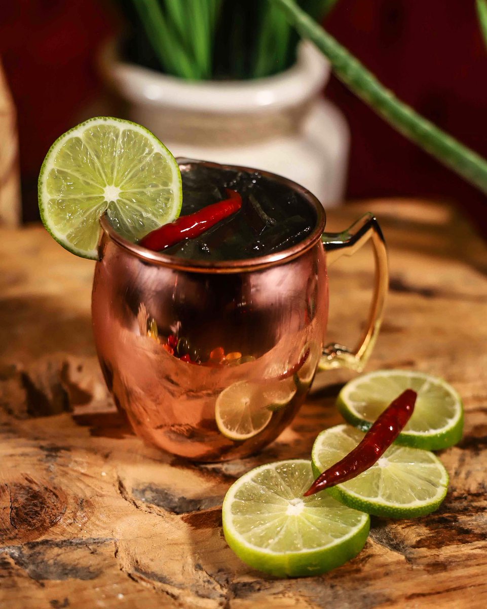 Spice up your Thursday Happy Hour with a Moe’s Mule! Specialty Cocktails are only $8 every Thursday! 🌶

Book your table!
—> moescantina.com/rivernorth/res…