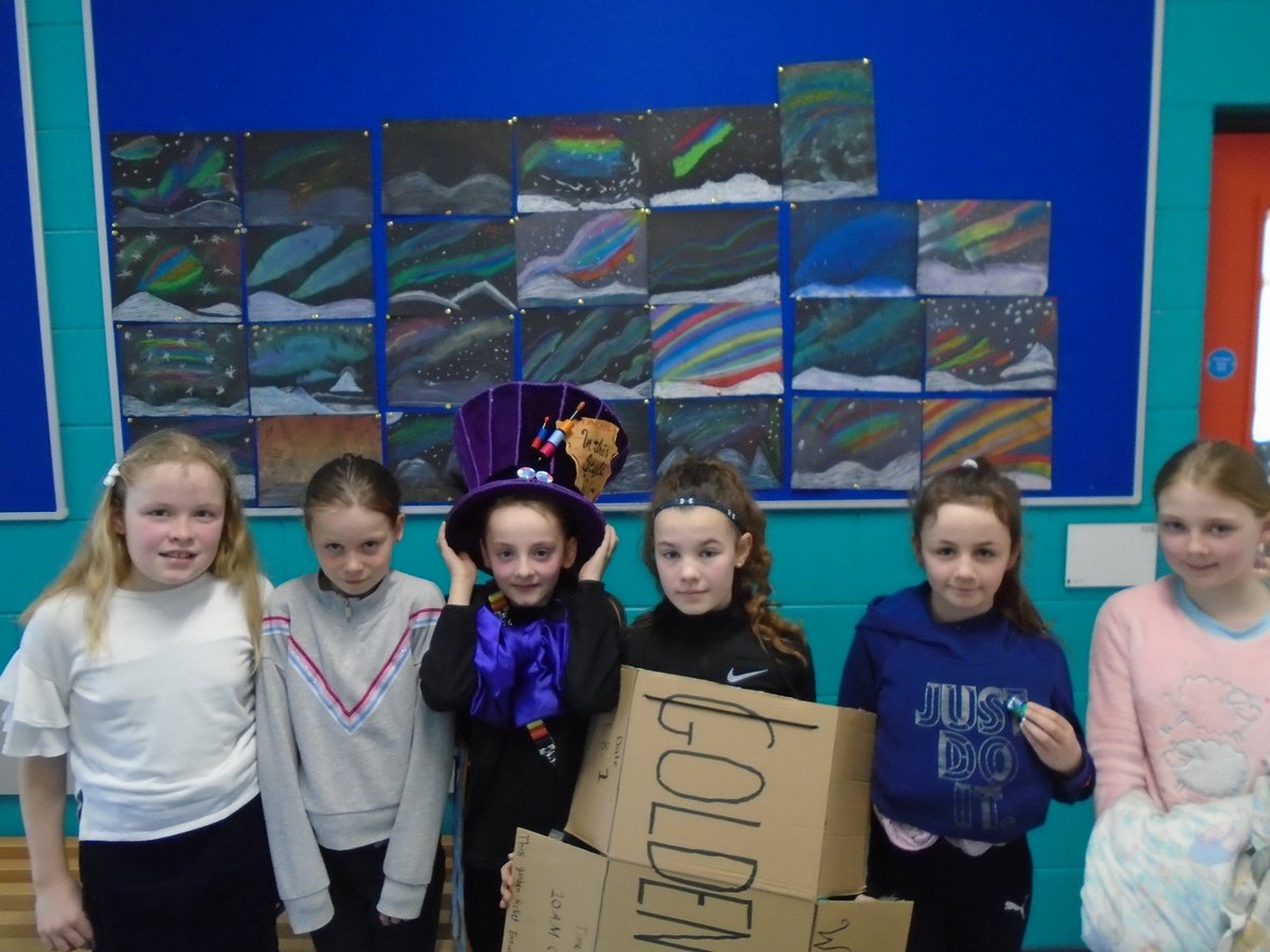EoinNaofa's tweet photo. The children put great effort in for #WorldBookDay2020 #fourthclass #fifthclass https://t.co/zXI7IaFJPJ