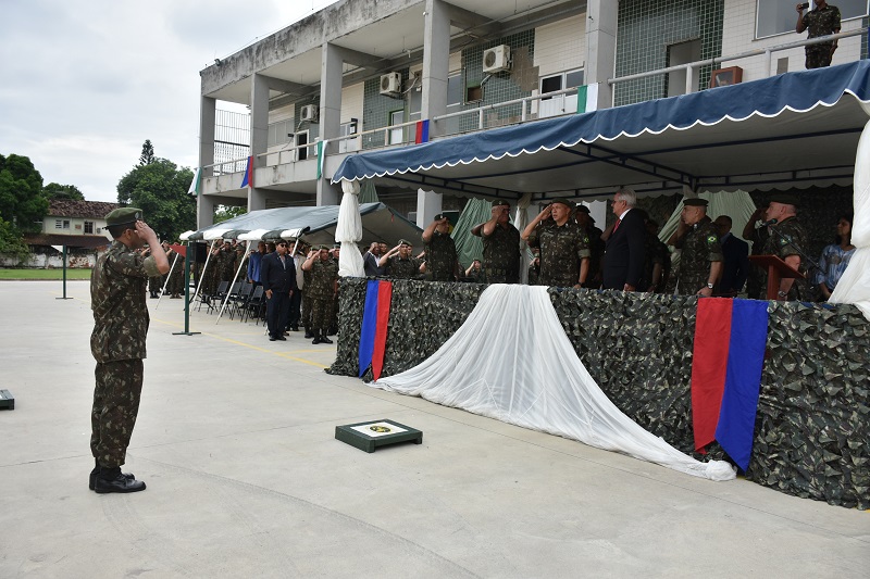 cmlexercito's tweet image. Hospital Geral do Rio de Janeiro (HGeRJ) realiza solenidade de passagem de direção do Coronel Médico Alexandre Arthur de Souza Costa para o Coronel Médico Alberto Pereira Oliveira. #1rm #hgerj #cml_eb #exercitobrasileiro 1rm.eb.mil.br/ultimas-notici…