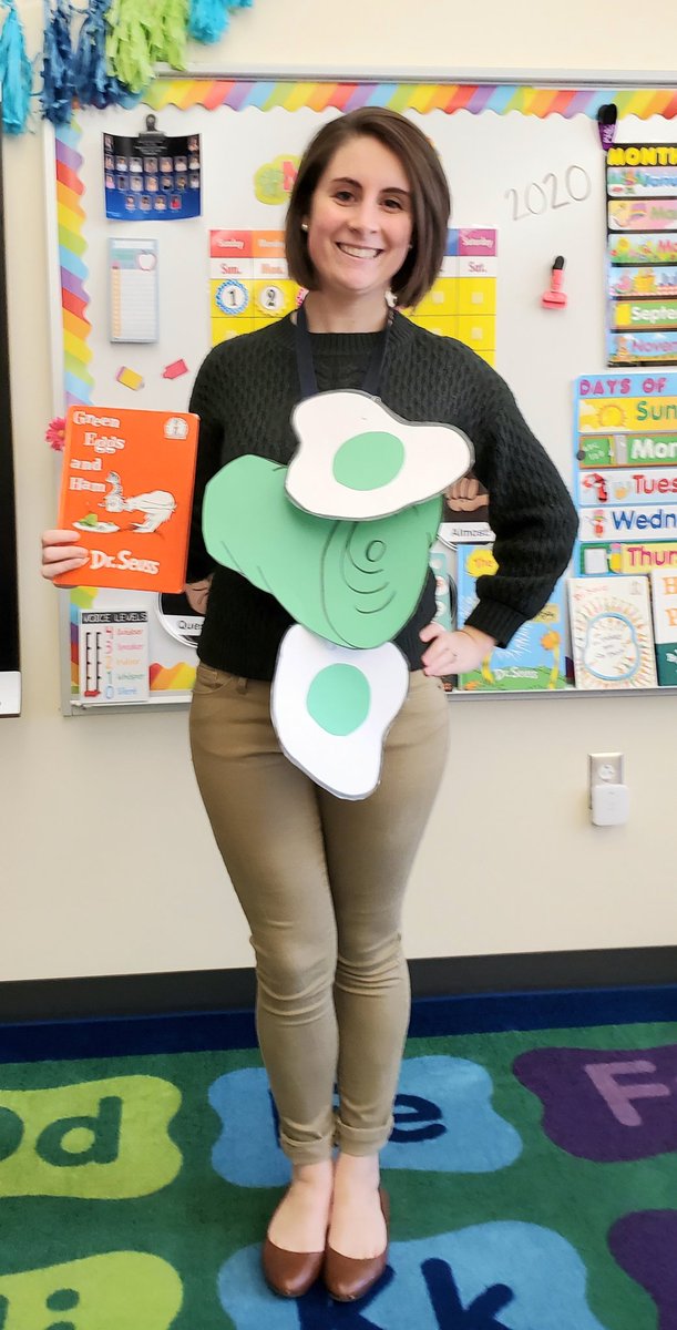 mdworecki_UMASD's tweet photo. On day four of #ReadAcrossAmericaWeek, we found out we do like Green Eggs and Ham! #kindergarten #greeneggsandham #caleyelementary #DrSeuss #weargreen @UpperMerionSD https://t.co/dksrzXBtT1