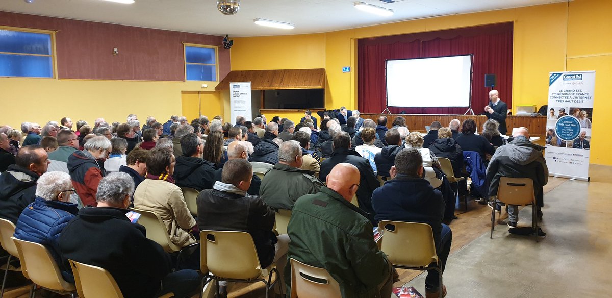 LeclercBrigitt2's tweet photo. Aujourd'hui à Songy 1ère réunion sur l'arrivée de la #fibre  et déjà beaucoup de personnes intéressées https://t.co/nhPhM1niaZ