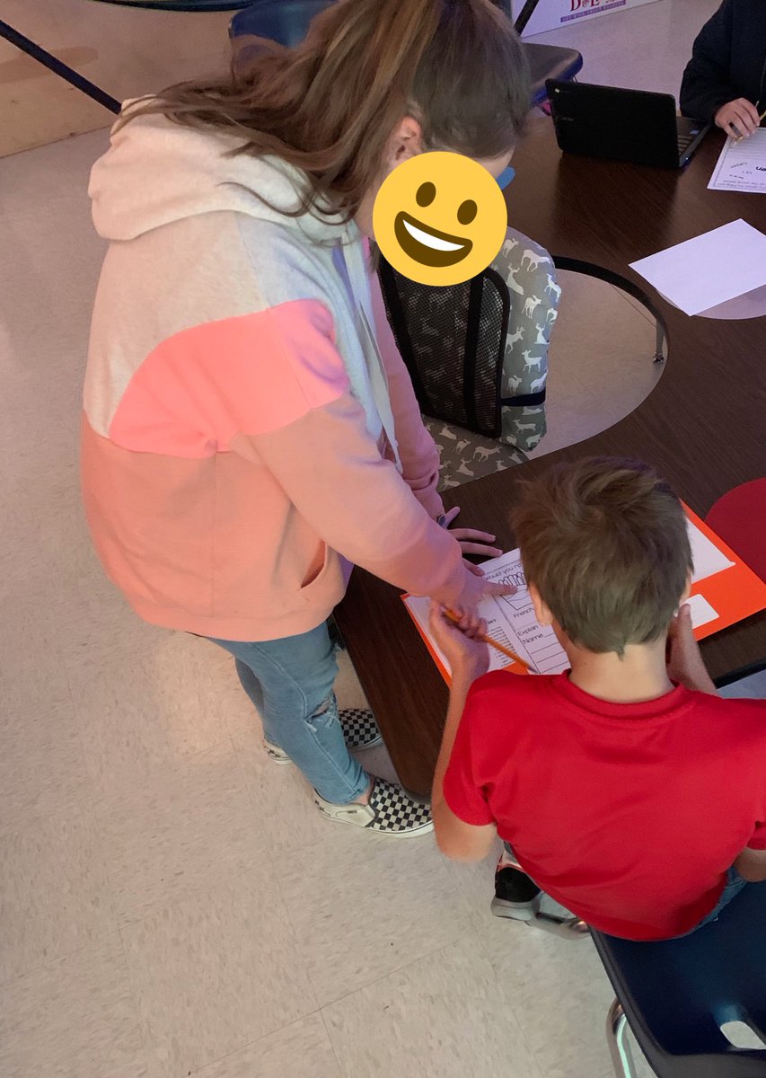 JenDiazS's tweet photo. Students help each other when they are working with class work/whole group learning! #thinkbiglisd @LampasasTCE #helping https://t.co/7XrPpCQd6e