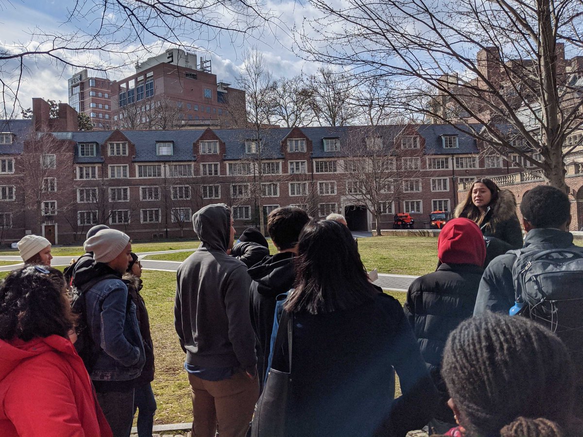 SMASHprogram's tweet photo. (1/2) An eventful weekend ✈️ for another set of SMASH Seniors who had the chance to explore @Penn campus life!! #SMASHWorks https://t.co/rp3QyqccSk