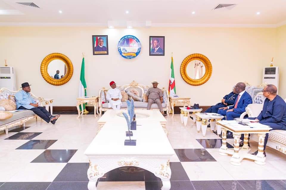 MrUdomEmmanuel's tweet photo. Today, the South-South Governors met at the Government House, Asaba, Delta State. 

We discussed the security of our region and resolved that there is an urgent need to have a regional security outfit for the South-South region. https://t.co/ZREQ57B8wo