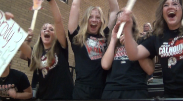 RVS_Highlights's tweet photo. Highlights🎬: West Central get's over the Sectional Semi-Final hump. Hear from #25 Cole Howard and Coach Sichting after the game. #SectionalBasketball🏀

Link: https://t.co/BrP7Zz1tvv https://t.co/YoGvxgEqRZ