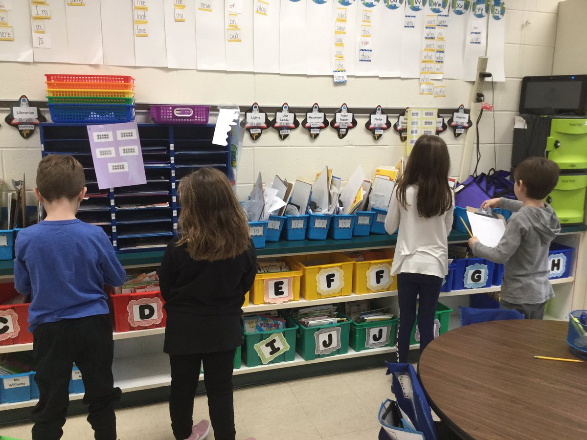 MrsAssor's tweet photo. @Hubbard_School Movement in math makes learning stick! https://t.co/EMJWC4US2y
