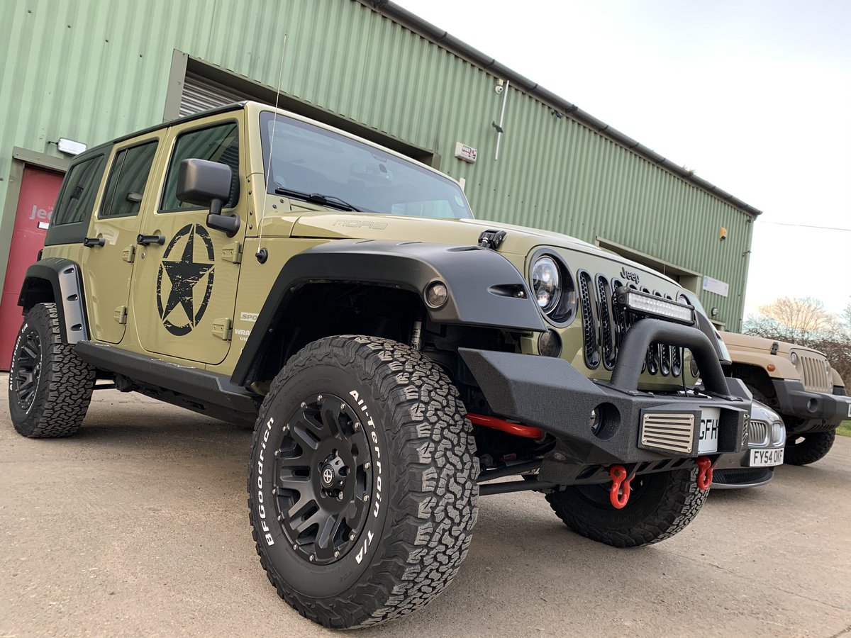jeepeycom's tweet photo. A customer of ours dropped in with their commando green JKU, we love this colour! Nice Jeep #jeep #jeepjku #commandogreen #jeepcommando #commandogreenjeep #jeepuk #jeepwrangler https://t.co/AW2gafPoe5