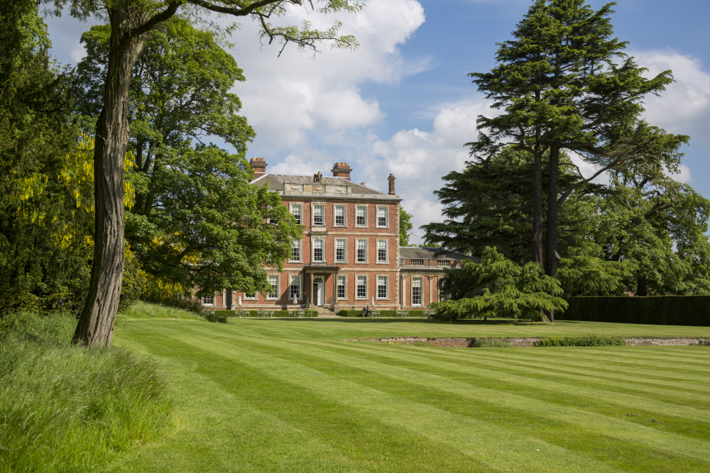 MiddlethorpeHal's tweet image. Visiting Middlethorpe Hall this March? Here is some helpful information on how to find us. We are located on #BishopthorpeRoad in #York. #OpenforBusiness  bit.ly/2TK4Xkc