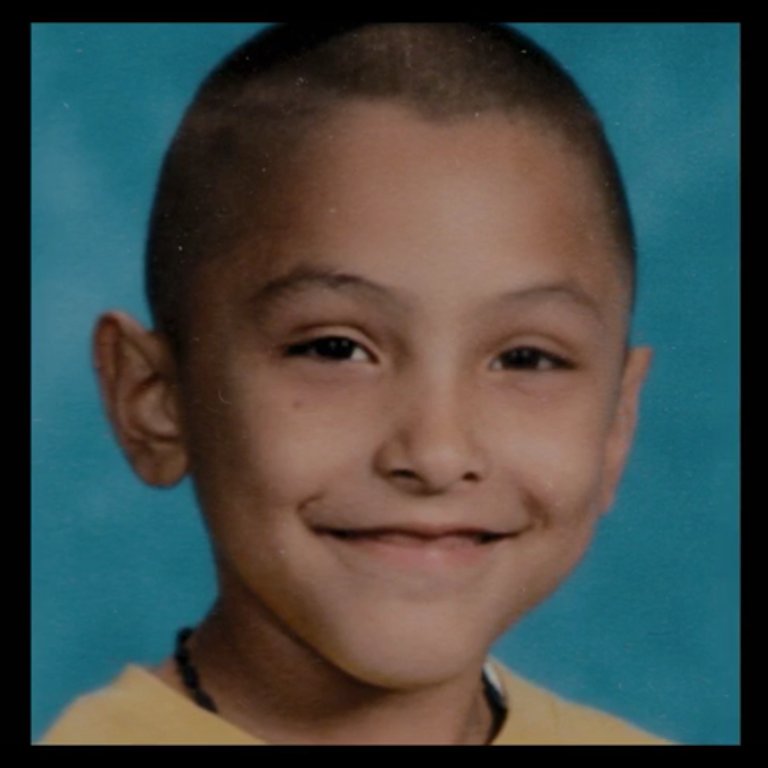 aldiespinola's tweet image. La muerte que marcó un antes y un después en los casos de abuso infantil en Estados Unidos.
EL ASESINATO DE GABRIEL FERNÁNDEZ. 

[ABRO HILO]