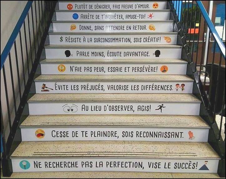 isafil's tweet photo. 4 idées pour aménager les escaliers dans nos établissements scolaires 👍👍👍  #philo #maths #santé #litterature https://t.co/oJxXauIHdb