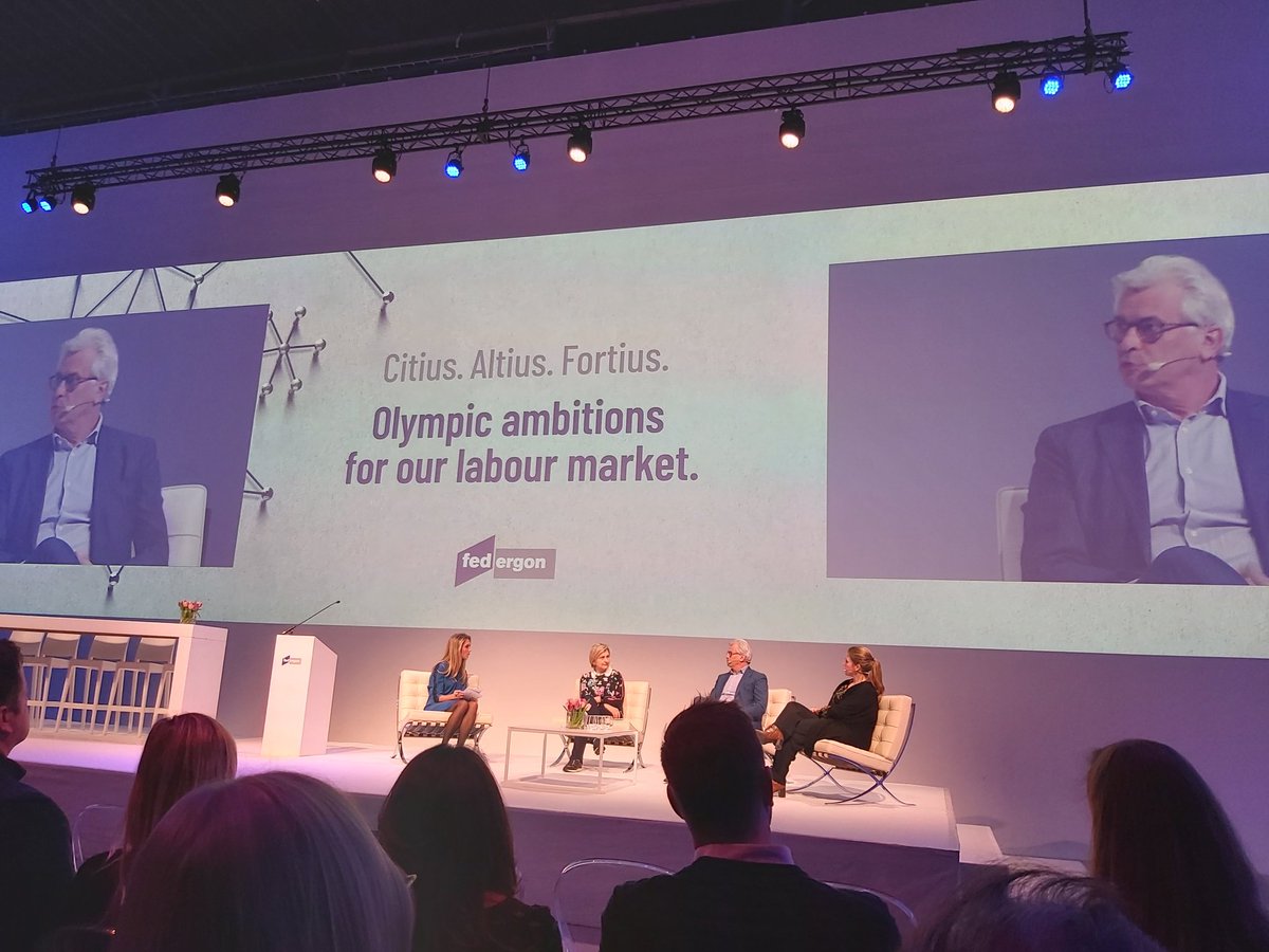 KlaasSoens's tweet photo. "Niet enkel werken aan jobgarantie voor jongeren, maar ook aan kandidaatgarantie voor bedrijven met vacatures." @BernardClerfayt #federgon https://t.co/OfVPc0fslM