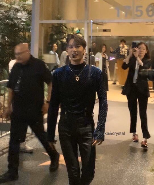 low quality jongin (@kjilq) on Twitter photo 