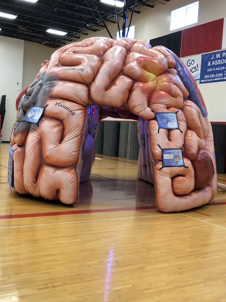 flkeysstem's tweet image. Thank you @MEGAInflatables for a great day at Horace O’Bryant School! What a fun and engaging way to learn about the dangers of vaping.