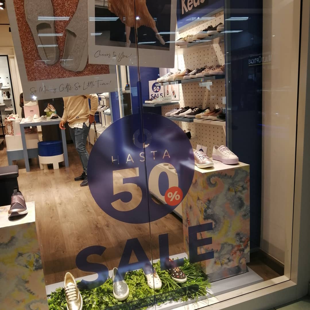 DigitalWebPty's tweet image. Nuestro cliente @keds_centroamerica nos pidió crear artes para promocionar su Sale por fin de temporada, tanto para redes sociales y material impreso. Siendo este el resultado.
Es una gran satisfacción complacer a nuestros clientes con trabajo de calidad.
#DigitalWebPanama